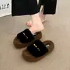Sandalias Elegantes Cómodas de Diseño de Nicho para Mujer 2026 Estilo Popular de Celebridad de Internet Europeas Americanas de Color Sólido Pequeñas Chanclas de Cintura Alta