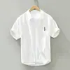 2535 verão simples coringa cor sólida bordada camisa de manga curta japonês solta casual meia camisa de manga uma geração de cabelo