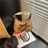 Mini Bolsa de Mão com Laço para Meninas, Porta-Moedas Infantil Fofo de Bolinhas Estilo Coreano, Bolsa Pequena Transversal para Batom, Tendência