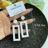Brincos Quadrados Vazados Geométricos Simples e Exagerados Estilo Coreano, Presilhas de Orelha Longas de Acrílico Modernas e Elegantes