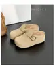 Zapatos de mujer dinámicos impermeables de cuero con suela gruesa estilo Birkenstock, 2026, con tacón oculto, diseño de punta cerrada, estilo slip-on, y adecuados para uso tanto en interiores como en exteriores, parecidos a los zuecos