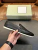 Mocasines minimalistas italianos de piel genuina TF slip-on zapatos slip-on de suela blanda para hombre multicolor transfronterizos en stock al por mayor