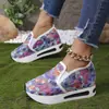 Primavera 2026 Nuevo Estilo Comercio Exterior Talla Grande Zapatos Casuales Cómodos para Mujer Suela de Plataforma Aumentadores de Altura Zapatos Individuales Talla Única