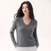 Nueva colección de otoño: suéter simple de cuello en V de cachemira pura, prenda interior de punto para mujer, suave y versátil, top elegante