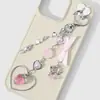 Ins Dulce Femenino Estilo Universitario Vidrio Flor Oso Lazo Fresa Corazón Alas Llavero DIY Colgante de Bolsa