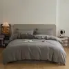 Conjunto de cama de quatro peças simples e de alta qualidade em algodão escovado, lençol e capa de edredom 100% algodão, conjunto de três peças para primavera, outono, inverno, novo modelo 2026