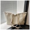 Bolsa Tote de Grande Capacidade Feminina Transfronteiriça Nova Tendência Retrô Versátil Bolsa de Ombro Simples Fashionável de Alta Qualidade Portátil Bolsa Grande