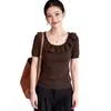 Camiseta de manga corta con cuello en U y volantes en los hombros, talla grande, para mujer, nuevo estilo de verano, adelgazante y favorecedora, perfecta para cubrir, un top deslumbrante