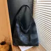 Bolsa de Ombro Grande Capacidade Estilo Relaxado Transfronteiriço para Comutação e Aula para Mulheres, Bolsa de Mão Fresca Artística, Bolsa Tote Casual da Moda