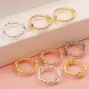 Anillo de Cobre Chapado en Oro de 18 Quilates con Cuentas Retorcidas de Alta Retención de Color Hebilla de Cuentas de Doble Agujero Accesorios para Pulseras Collares DIY