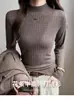 Suéter de tricô slim fit com gola semimédia para mulheres, novo estilo outono e inverno, blusa base afunilada, top interno de manga longa, elegante e estiloso
