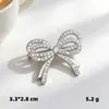 Broche de tulipa de diamante completo corpete de flor feminina outono e inverno casaco casaco pin terno acessórios lenço de seda fivela Pin Pin