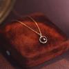 Collar de cinabrio lunar plata de ley 925 chapado en oro colgante de granate natural femenino nicho de lujo ligero exquisito retro cadena clavicular