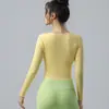 Ropa Deportiva de Otoño, Tops Deportivos de Alta Gama para Mujer, Ropa de Yoga Adelgazante con Pliegues y Almohadillas en el Pecho, Mangas Largas para Correr y Fitness