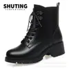 Botas Pretas Shu Ting Martin para Mulheres, Botas Curtas Forradas com Lã, Sapatos de Mãe, Novas Botas de Inverno 2026, Sapatos Populares para Mulheres, Sapatos de Algodão Duplo