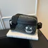Bolsa de Celular Minimalista Tendência Personalidade Outono 2025 Nova Bolsa de Ombro Feminina Moda Casual Transversal Pequena Quadrada