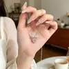 Collar de Corazón Rosa de Lujo Ligero Estilo Coreano y Japonés para Mujer, Cadena para Clavícula de Alta Gama, Diseño de Nicho, Accesorio de Cuello Versátil, Moderno