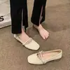 Sapatos Mary Jane estilo francês para mulheres, nova moda outono 2026, sapatos baixos macios com solado de pérolas, sapatos rasos leves antiderrapantes