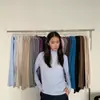 Top de cuello medio alto estilo coreano para novias, nuevo modelo otoño e invierno 2026, suave y amigable con la piel, alta elasticidad, adelgazante, adecuado para usar en capas y como camiseta básica