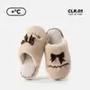Chinelos de algodão com laço para casal, chinelos quentes de outono e inverno para casa femininos, chinelos de pelúcia de inverno silenciosos e antiderrapantes, estilo masculino