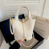 Colección de otoño 2026 nueva para mujer Ruien: un bolso bandolera elegante y casual con un acabado texturizado, que ofrece una gran capacidad y un look moderno