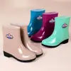 Botas de Chuva, Sapatos Impermeáveis, Galochas, Sapatos de Borracha, Galochas de Proteção, Moda Feminina, Cano Médio, Forro de Lã, Algodão Quente, Adulto, Antiderrapante, Sapatos de Trabalho para Cozinha