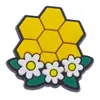 Abeja de dibujos animados de goma suave de PVC, accesorios de decoración de miel, dijes para zapatos DIY, hebillas para zapatos, accesorios para fundas de teléfono, exclusivamente para ventas transfronterizas