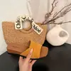 Pantuflas para mujer petite que te hacen ver más alta, ligeras y elegantes, nuevo estilo de moda 2026, suaves y amigables con la piel, de alta moda y con estilo, diseño de una tira