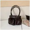 Bolsa Feminina Transfronteiriça Nova Moda Nicho Plissada Bolsa de Ombro Alta Qualidade Retro para o Trabalho Bolsa de Ombro Único Bolsa de Mão Popular