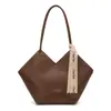 Bolso de mujer de alta gama 2026 nuevo modelo bolso de mano de un solo hombro bolso tote popular patrón de cocodrilo bolso de playa gran capacidad bolso para el día a día