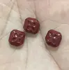 Fornecimento direto da fábrica contas com furo passante flor trevo de quatro folhas cinnábrio ouro roxo acessórios de material cristal para pulseira colar DIY