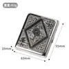 Estuche de Cigarrillos de Metal Tallado en Relieve Retro Acero Inoxidable Engrosado Sellado a Prueba de Humedad Resistente a la Presión Portátil para Hombres