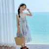 Vestido de niña estilo vacacional, nuevo modelo verano 2026, ropa de verano para niños, vestido largo de alta gama para niñas para la playa, ligero