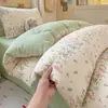 2026 Novo Estilo Fio Bouclé Jogo de Cama de Quatro Peças Conjunto de Três Peças para Cama de Estudante Dormitório Cama de Solteiro Adequado para Todas as Estações e Lavável à Máquina