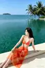 Biquíni Três Peças Estampado Laranja Puro Desejo Garota Picante Emagrecedor Saia Longa Reunião para Seios Pequenos Resort na Ilha Maiô Dividido
