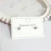 Oferta Especial Venta Caliente Pendientes de Acero de Titanio de Alta Calidad Lujo Ligero para Mujer, Accesorios de Oreja Versátiles de Moda Tendencia con Forma de Corazón, Opciones de Color y Cantidad