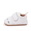 Zapatos para Bebé de Goma Suave en Suela, Estilo Británico, Casual, Huecos, Antideslizantes, de Cuero, Novedad Primavera y Otoño