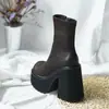 Salto grosso, sola grossa, salto ultralongo, botas elásticas de caimento justo, tendência 2026 estilo coreano, novas botas versáteis que aumentam a altura para pessoas baixinhas