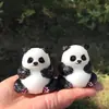 Ornamentos de panda esculpidos em pedra bruta de mármore de cristal natural mais vendidos transfronteiriços, figuras de panda pintadas para decoração de casa