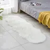 Tapete de Lã Sintética Transfronteiriço Tapete de Chão de Cabeceira Manta Especial em Forma de Ovelha de Pelo Comprido Tapete de Chão Frontal para Sofá de Sala de Estar Cabeceira Janela de Sacada