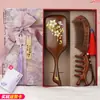 Caja de Regalo Morada Qi del Este de Tres Piezas, un Regalo Práctico para Mamá, Peine Masajeador con Airbag, la Primera Opción para Regalos Navideños para Niñas