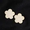 Pendientes Exquisitos con Flor de Cinco Hojas Incrustada de Circonita Brillantes Simples Pendientes Elegantes Versátiles de Metal Camelia Exagerados para el Trabajo