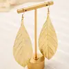 Venta Caliente Transfronteriza Diseño de Nicho Pendientes de Borlas de Hojas para Mujer Traje Disparo Callejero Sentido Avanzado Estilo Simple