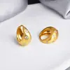 Estilo Retro de Hong Kong Elegante Hebilla de Oreja Estrella de Ocho Hombres 2024 Nuevo Explosivo Celebridad de Internet Nicho Pendientes Avanzados Pendientes Dorados