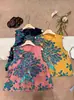 Roupas femininas originais estilo chinês, com bordados e pedrarias tradicionais, um colete retrô sem mangas e um top de alta qualidade