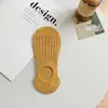 Calcetines de barco de corte bajo primavera y verano calcetines de algodón para mujer calcetines finos de agujero calcetines de malla invisibles moda simple color liso combinan con todo calcetines para aire acondicionado