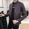Chaqueta de Cuero PU para Motociclista Hombre de Marca Transfronteriza, Nueva Abrigo Delgado Primavera/Otoño, Color Sólido, Cuello Alto, Corte Ajustado, Elegante