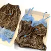 Pijama de Renda Ice Silk para Mulheres Primavera e Outono Novo Estilo Conjunto para Casa Toque de Luxo Estampa de Leopardo Camisola e Shorts