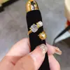 Anillo Abierto para Dedo Índice Estilo Lujo Brillante Diamante Imitación Circonita Perla Index Finger Moda Personalidad Nicho Temperamento Joyería de Alta Gama para Mujeres