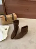 Botines de Tobillo con Tacón Grueso y Punta Fina Estilo Retro Francés First Encounter Season para Mujer 2026 Otoño/Invierno Nuevos Estilos Multicolores Versátiles Botas de Moda Adelgazantes